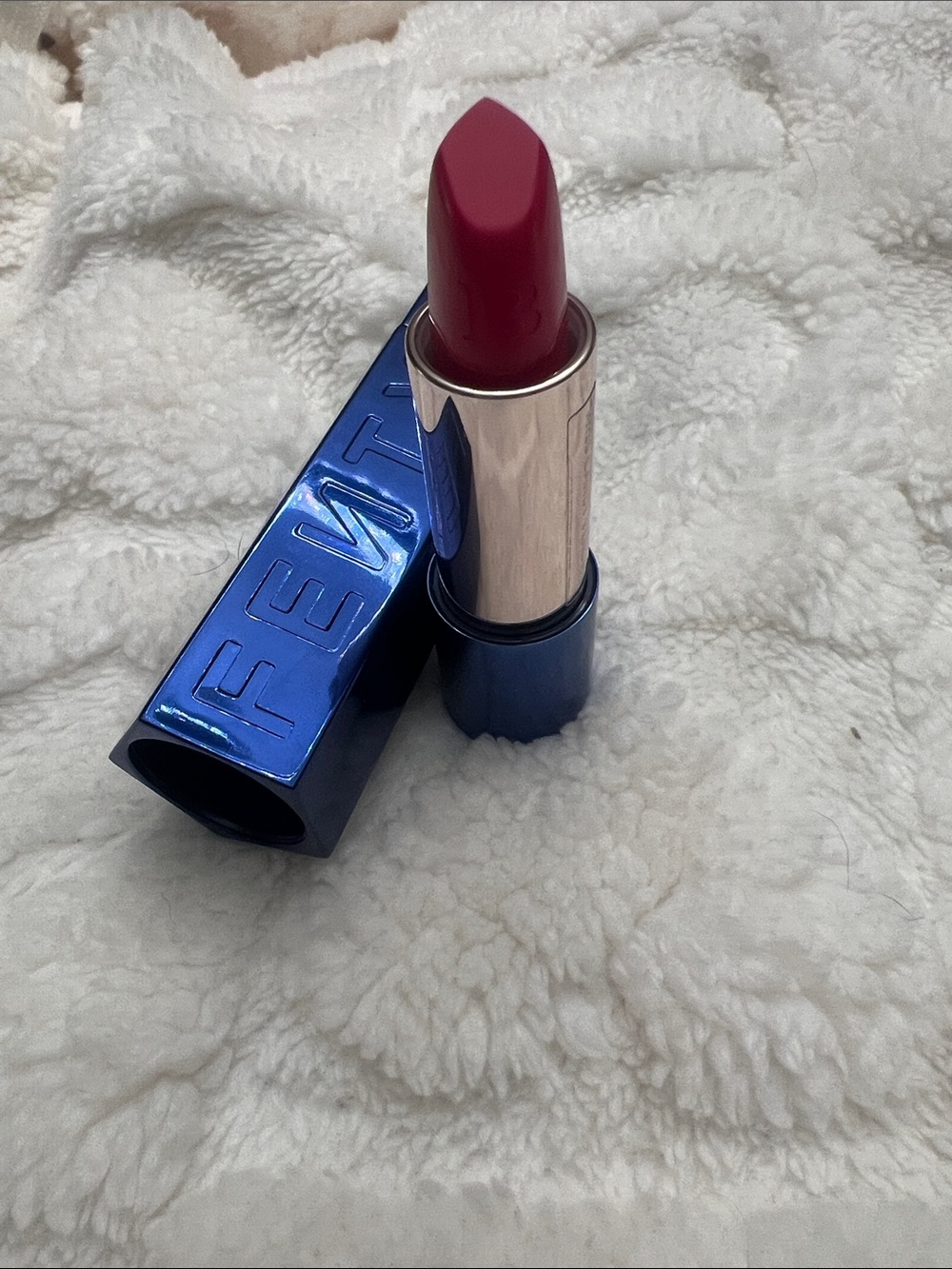 FENTY LIPSTICK - Picture 4 of 4